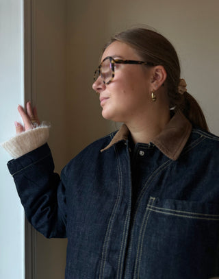 Veste en jean brute droite doublée à col marron en velours côtelé