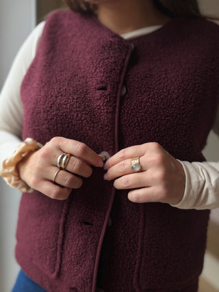 Gilet sans manches en bouclette bordeaux