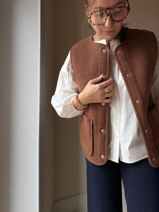 Veste sans manches réversible en velours côtelé et bouclette
