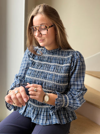 Blouse smocké de à carreaux bleue marine