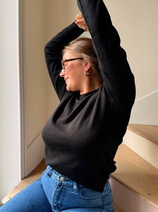 Pull col rond noir