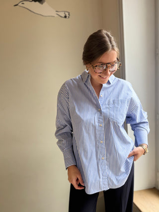Chemise oversize bleue à rayures