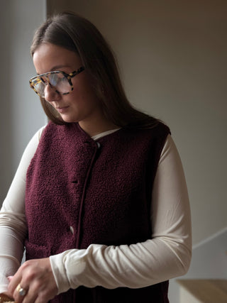 Gilet sans manches en bouclette bordeaux