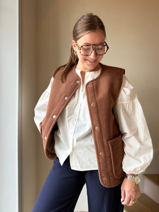 Veste sans manches réversible en velours côtelé et bouclette