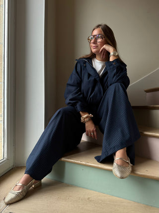 Pantalon ample à scratch bleu marine à carreaux