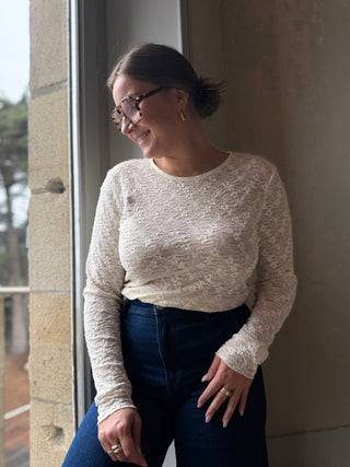 Top manches longues en dentelle blanc crème