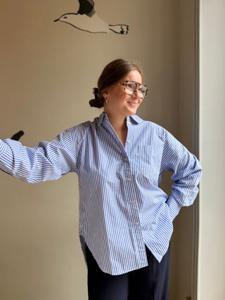 Chemise oversize bleue à rayures